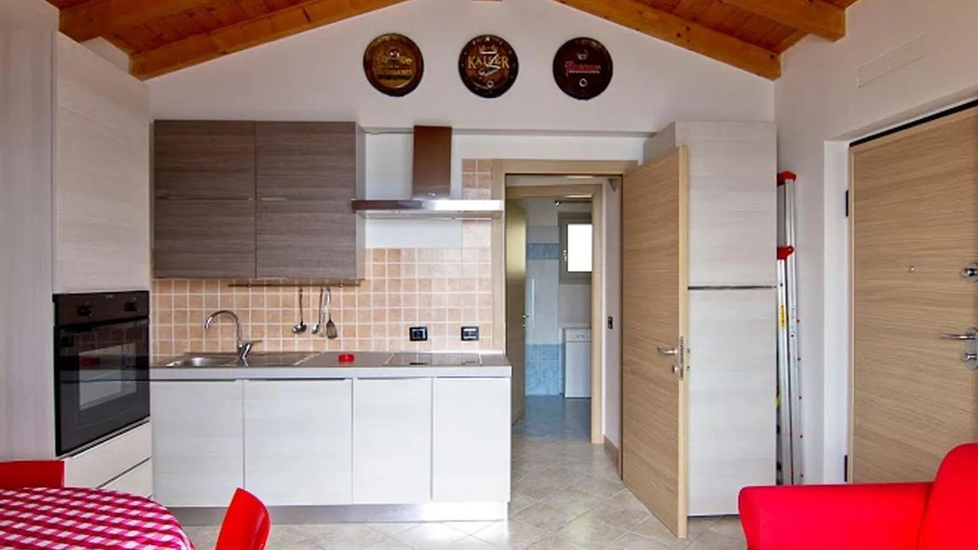 Dante With Spacious Balcony And Lake View Parzanica Apartamento
